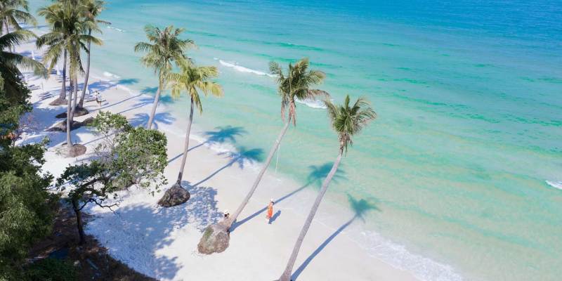 Giải mã ý nghĩa giấc mơ thấy biển xanh thơ mộng